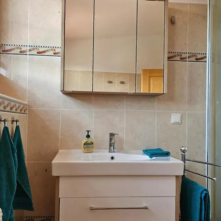 Апартаменты Apartmenthaus-winkler Wiener-neustadt-umgebung Matzendorf